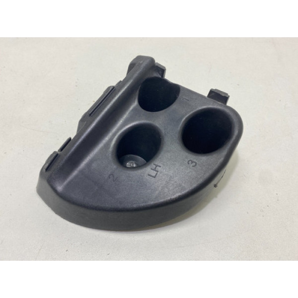 Guia Parachoque Traseiro Esquerdo Gm Tracker 2021