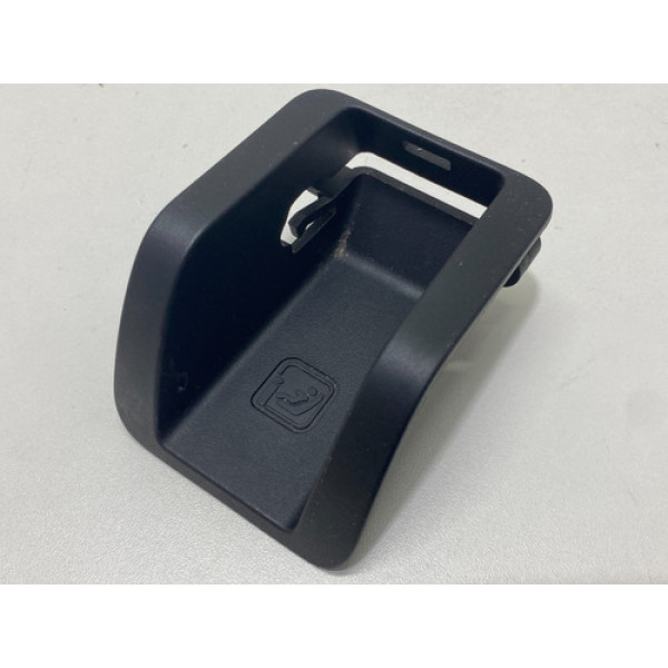 Acabamento Banco Traseiro Isofix Chevrolet Tracker 2021