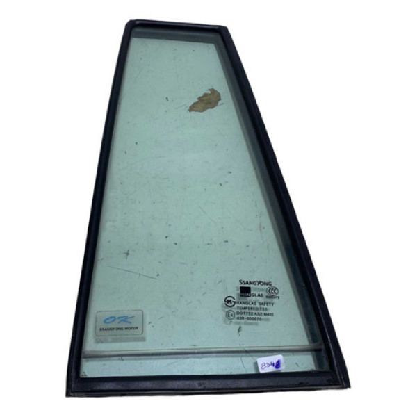 Vidro Lateral Porta Traseira Esquerda Ssangyong Kyron 2010
