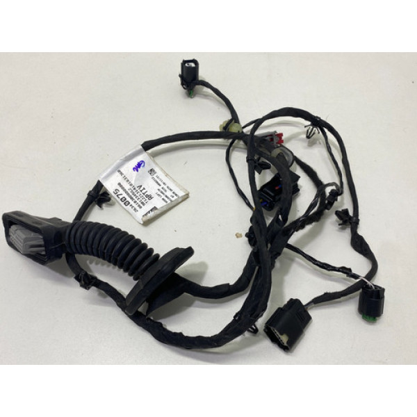 Chicote Porta Traseira Esquerda Chevrolet Tracker Ltz 2021