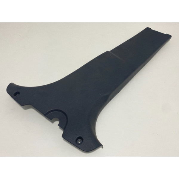 Acabamento Inferior Coluna Central Dir Renault Captur 2019