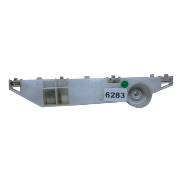 Guia Esquerda Parachoque Traseiro Nissan March 2012 2013