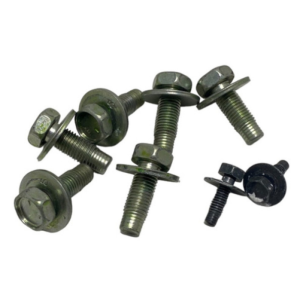 Parafusos Fixação Banco Traseiro Nissan Versa 1.6 Aut 2018