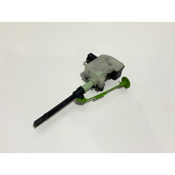 Trava Portinhola Volvo Xc60 T5 2011