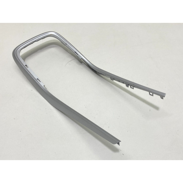  Friso Acabamento Console Central Chevrolet Tracker 2021