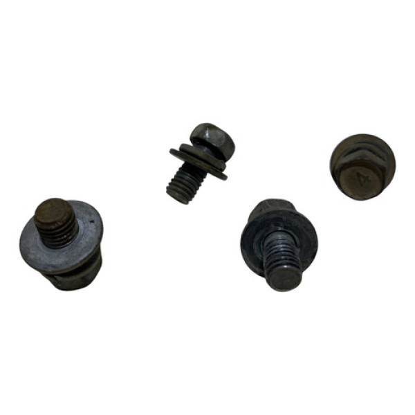 Parafusos Fixação Sup Radiador Pajero Sport 3.5 V6 2007 2008