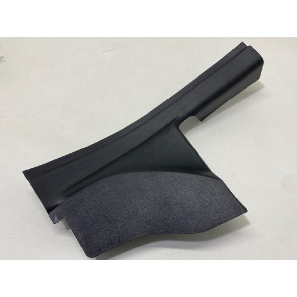 Soleira Porta Traseira Esquerda Gm Tracker 2021 