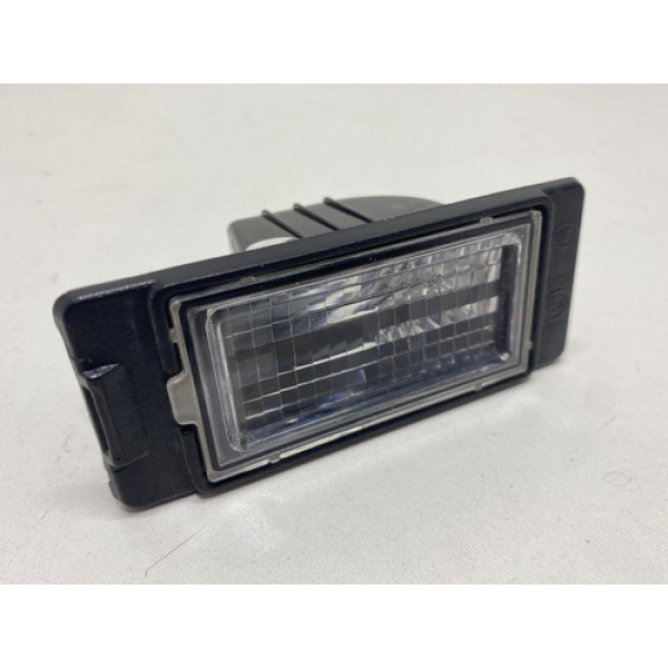 Lanterna Luz De Placa Chevrolet Tracker 2021 2022 2023 2024