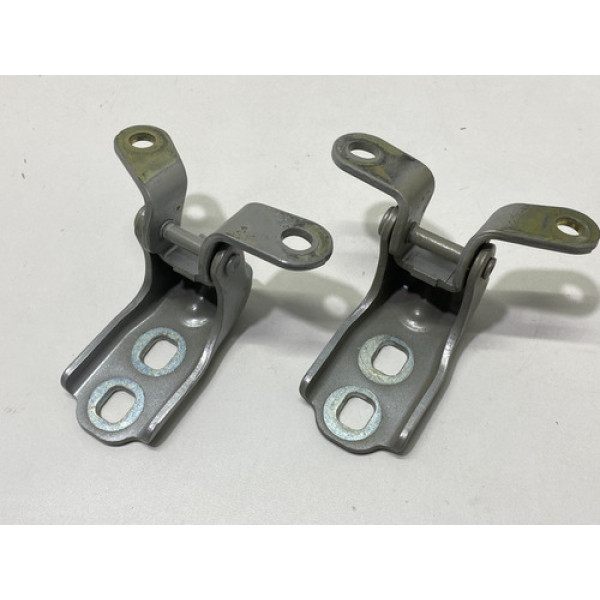 Dobradiça Porta Dianteira Esquerda Chevrolet Tracker 2021