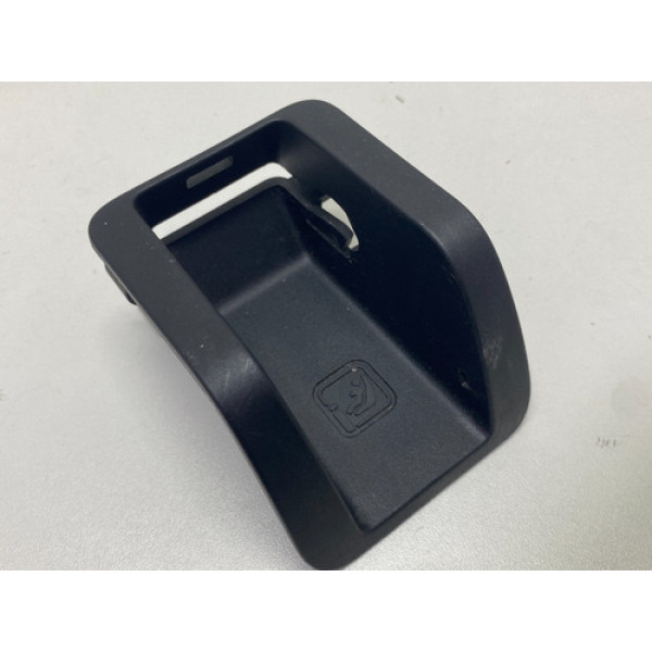 Acabamento Banco Traseiro Isofix Chevrolet Tracker 2021