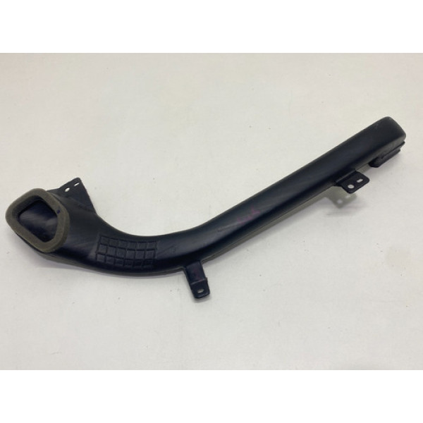 Duto Entrada Ar Painel Direito Gm Tracker 2021