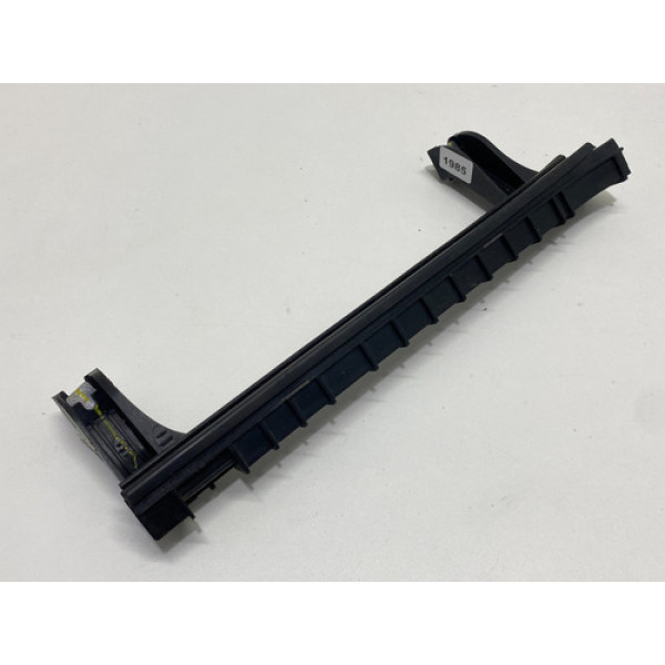 Canaleta Guia Vidro Porta Tras Direita Jeep Renegade 2019