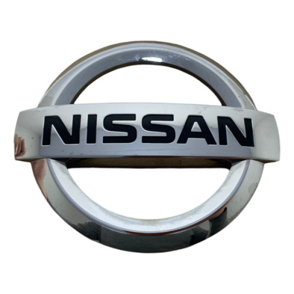 Emblema Logo Tampa Traseira Nissan March 2012 2013