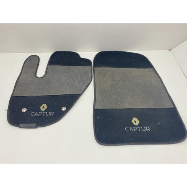 Tapetes Dianteiros Carpe Renault Captur 2019