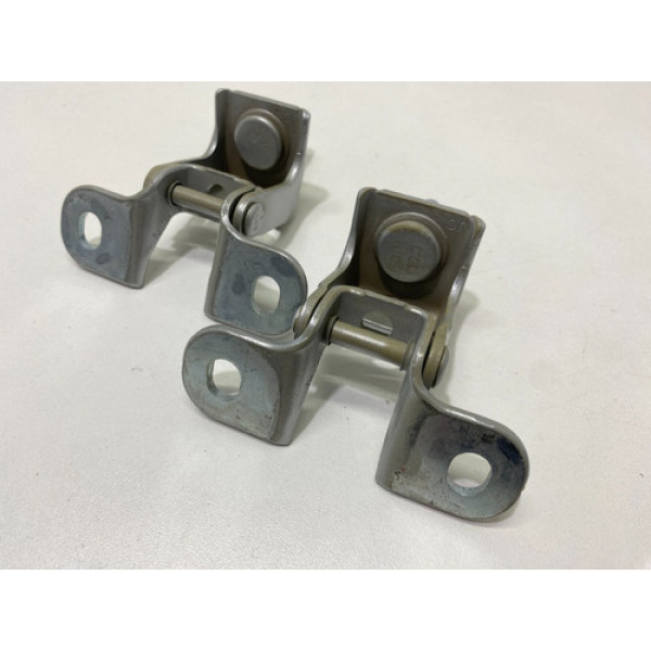 Dobradiças Tampa Traseira Chevrolet Tracker 2021