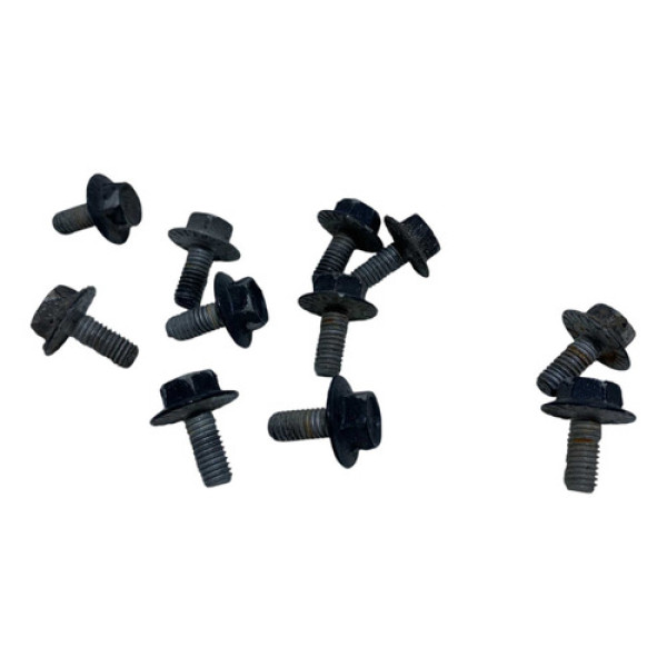 Parafuso Fixação Paralamas Ssangyong Kyron 2.0 2010