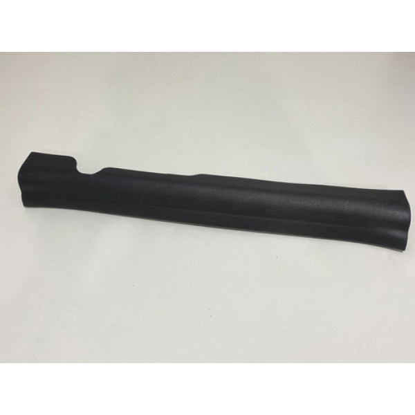 Soleira Porta Interna Dianteira Dir Hyundai Elantra 2012