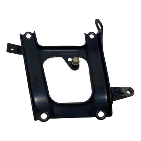 Suporte Coletor Admissão Pajero Sport 3.5 V6 2007 2008 2009