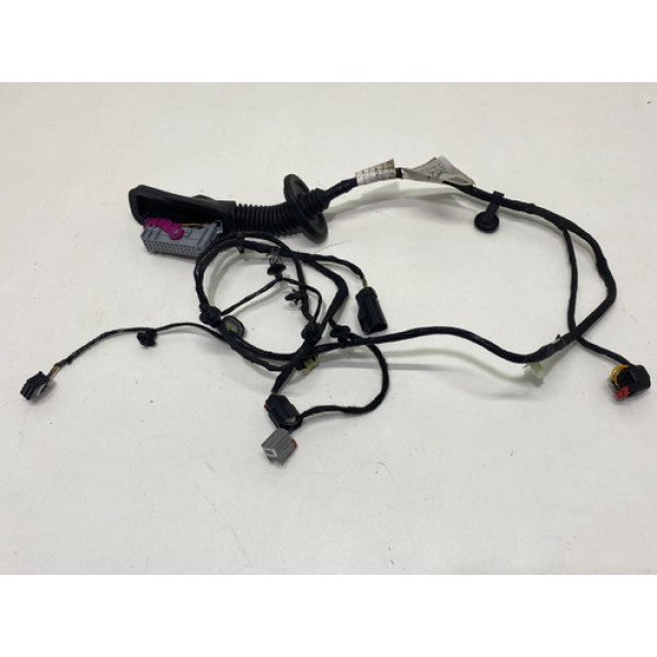 Chicote Porta Dianteira Direita Chevrolet Tracker 2021