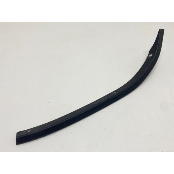 Moldura Caixa De Roda Traseira Direita Jeep Renegade 2019