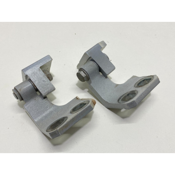 Dobradiça Porta Dianteira Direita Jeep Renegade 2019