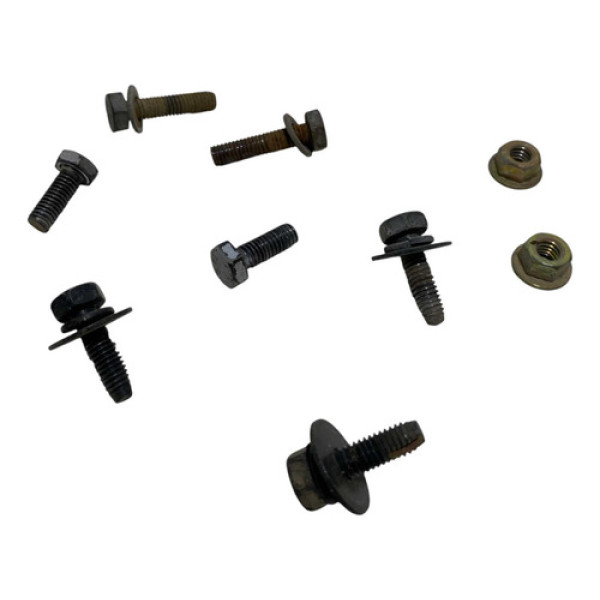 Parafusos Fixação Fechadura Tampa Tras Pajero Sport 2007 08