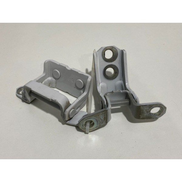 Dobradiça Porta Traseira Esquerda Nissan March 2018/2019