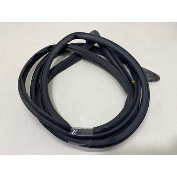 Borracha Porta Dianteira Esquerda Tracker 2021 2022 2023