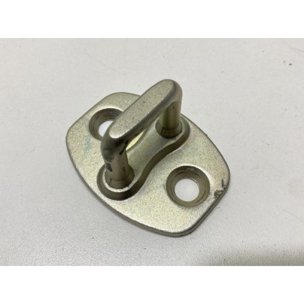  Trinco Batente Porta Traseira Direita Gm Tracker 2021