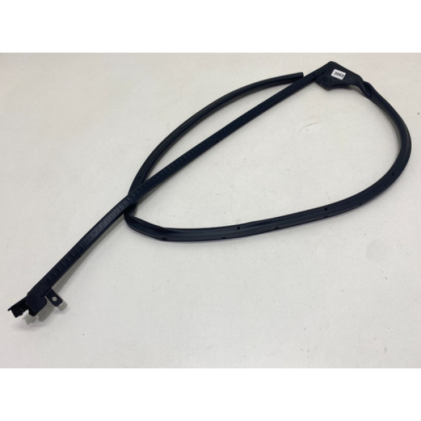 Borracha Interior Porta Traseira Esq Peugeot 208 2021 2022