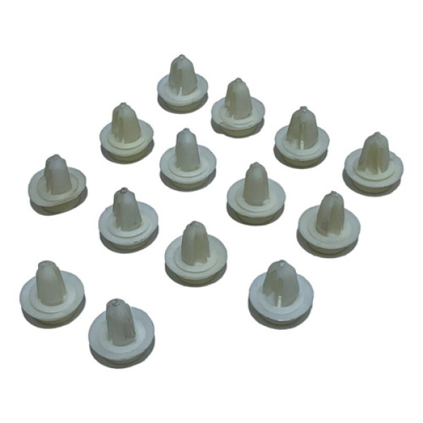 Travas Presilhas Grampos Toyota Yaris 2019 2020 2021 2022