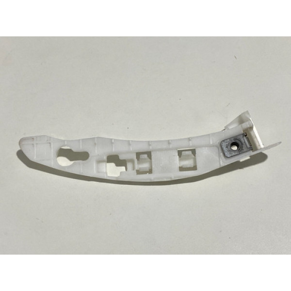 Guia Parachoque Traseiro Direito Peugeot 208 2017