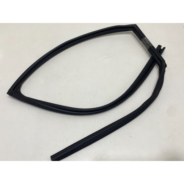 Canaleta Vidro Porta Traseira Esquerda Gm Tracker 2021