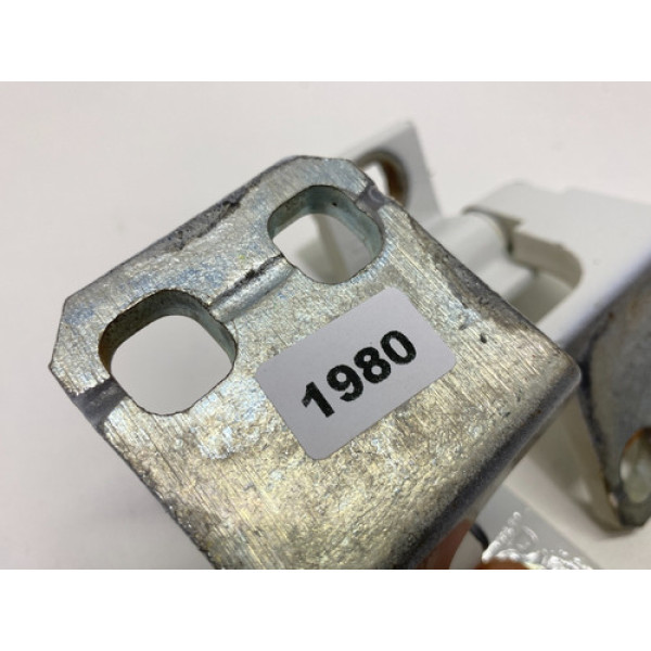 Dobradiça Porta Traseira Direita Jeep Renegade 2019