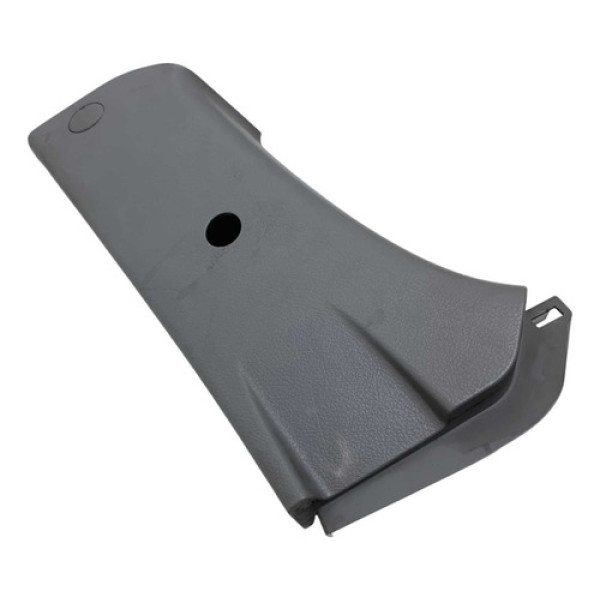  Acabamento Coluna Trase Direita Ssangyong Kyron 2010 2011